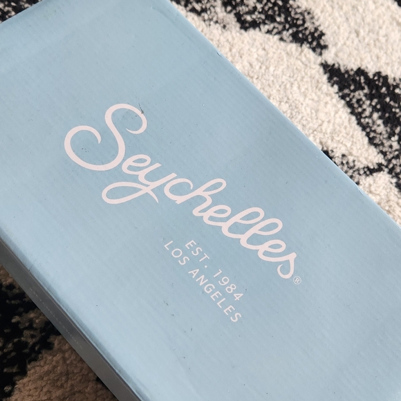 New Seychelles Fleet Heels Rainbow - Picture 7 of 7